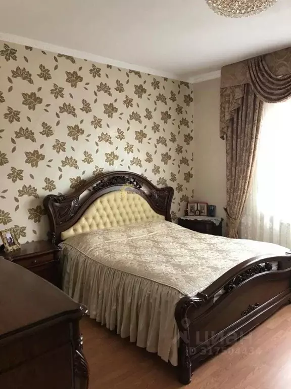 Дом в Краснодарский край, Ейск Цветочная ул. (260 м) - Фото 0