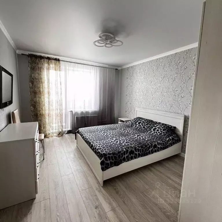 1-к кв. Брянская область, Брянск ул. А.К. Толстого, 4 (45.0 м) - Фото 1