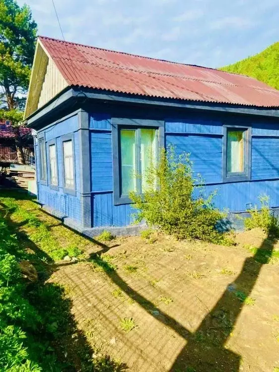 Дом в Иркутская область, Иркутский муниципальный округ, Листвянка рп ... - Фото 1