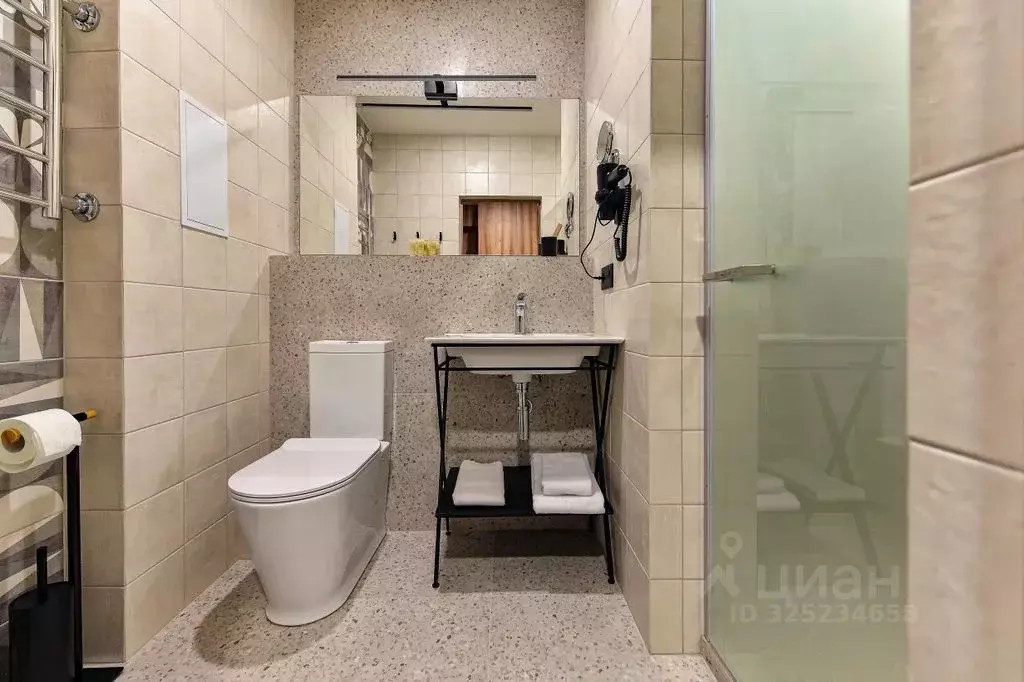 Комната Оренбургская область, Оренбург ул. Красная Площадь, 2А - Фото 2