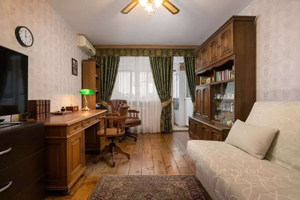 2-к кв. Краснодарский край, Сочи Центральный мкр, ул. Роз, 82 (55.0 м) - Фото 2