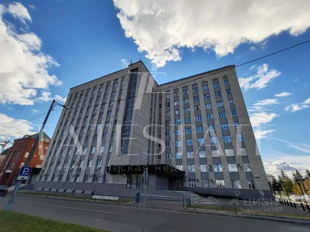 Офис в Татарстан, Казань ул. Ахтямова, 1 (310 м) - Фото 1