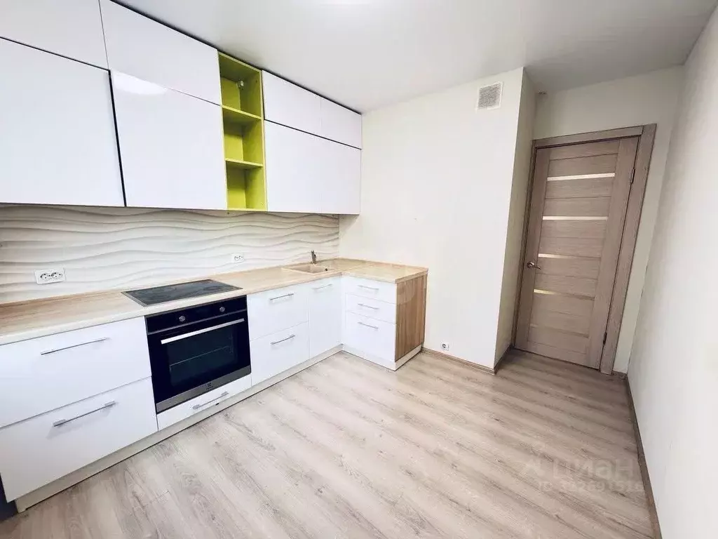 3-к кв. Удмуртия, Ижевск Курортная ул., 8 (65.8 м) - Фото 1