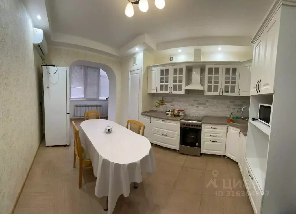 2-к кв. Калмыкия, Элиста 9-й мкр, 53 (70.0 м) - Фото 0