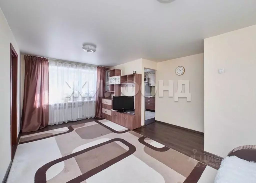 2-к кв. Новосибирская область, Новосибирск Танковая ул., 3 (43.3 м) - Фото 2