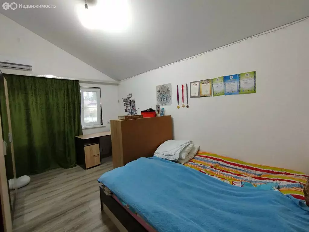 Дом в Горячий Ключ, улица Александра Твёрдого (156 м) - Фото 1