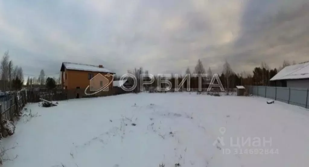 Участок в Тюменская область, Тюменский район, Архитектор СНТ ул. ... - Фото 1