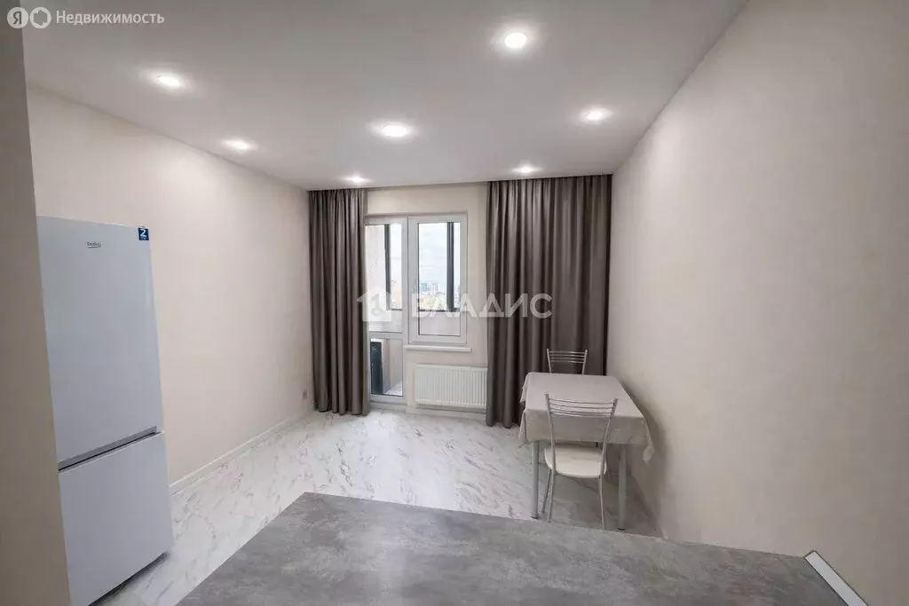 2-комнатная квартира: Москва, район Троицк, улица Яворки, 1к6 (36.4 м) - Фото 1