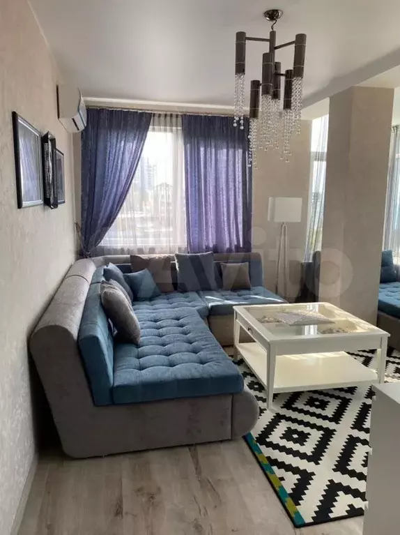2-к. квартира, 55 м, 8/10 эт. - Фото 1