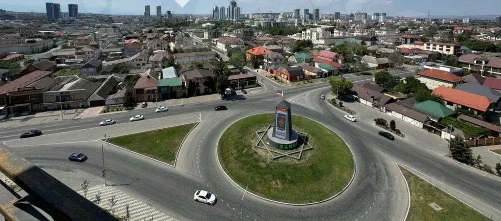 3-к кв. Чеченская республика, Грозный ул. Эсет Кишиевой, 28 (92.0 м) - Фото 1