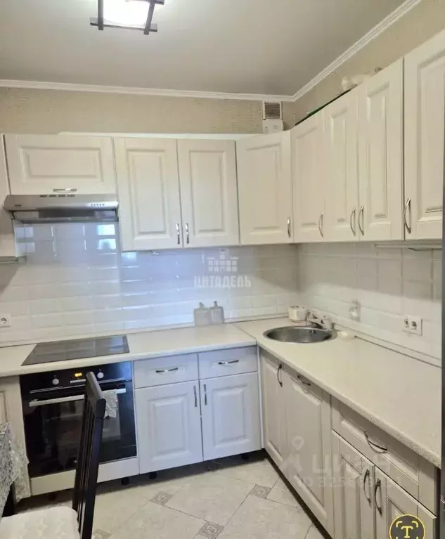 2-к кв. Воронежская область, Воронеж ул. Шишкова, 70 (50.0 м) - Фото 0