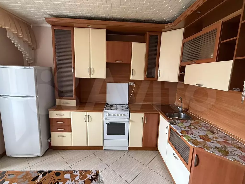1-к. квартира, 40 м, 7/10 эт. - Фото 0