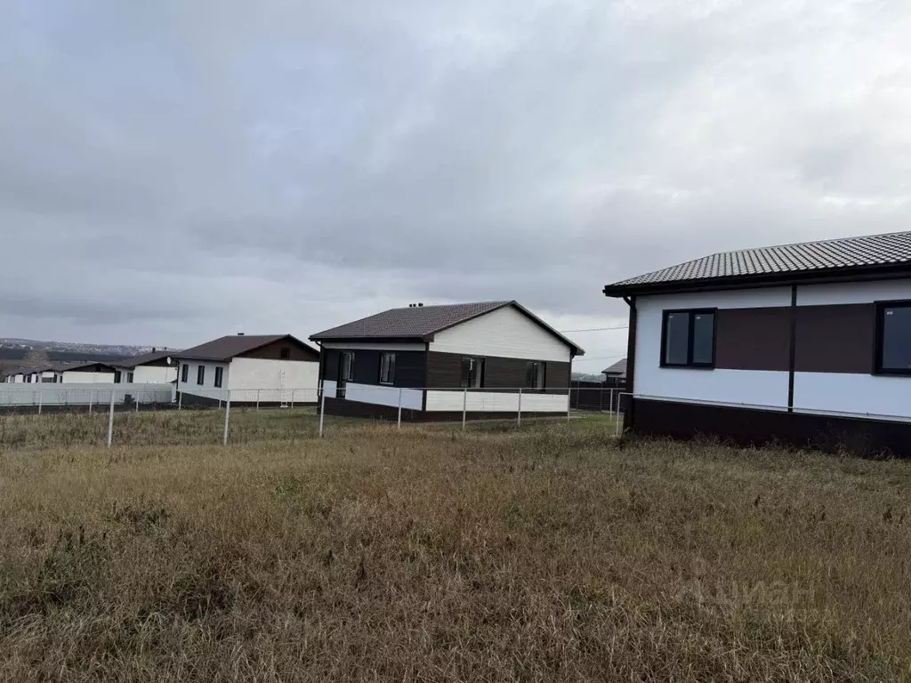 Дом в Белгородская область, Белгородский район, Головинское с/пос, с. ... - Фото 1