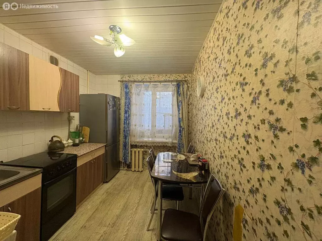 3-комнатная квартира: Киров, улица Крупской, 4А (60.9 м) - Фото 1