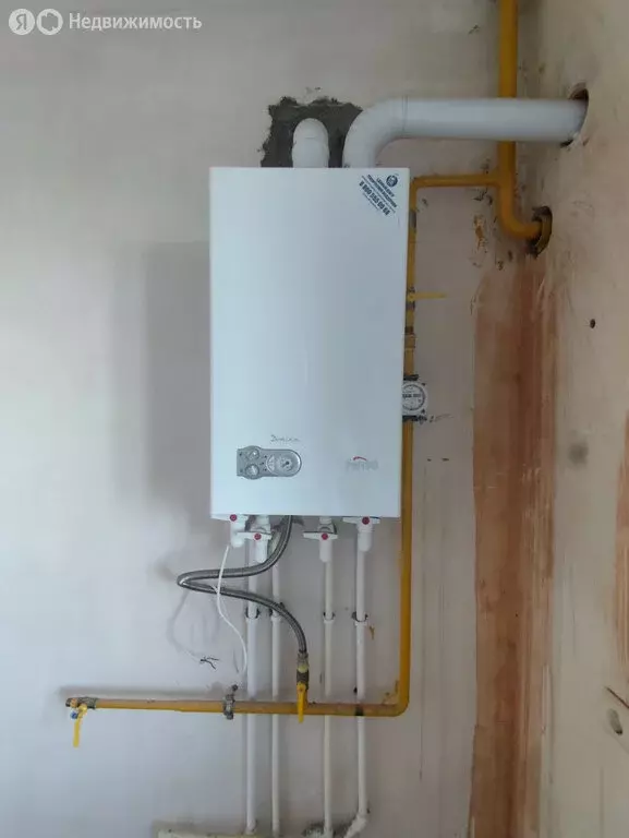 3-комнатная квартира: Астрахань, улица Набережная Золотого Затона, 43 ... - Фото 1