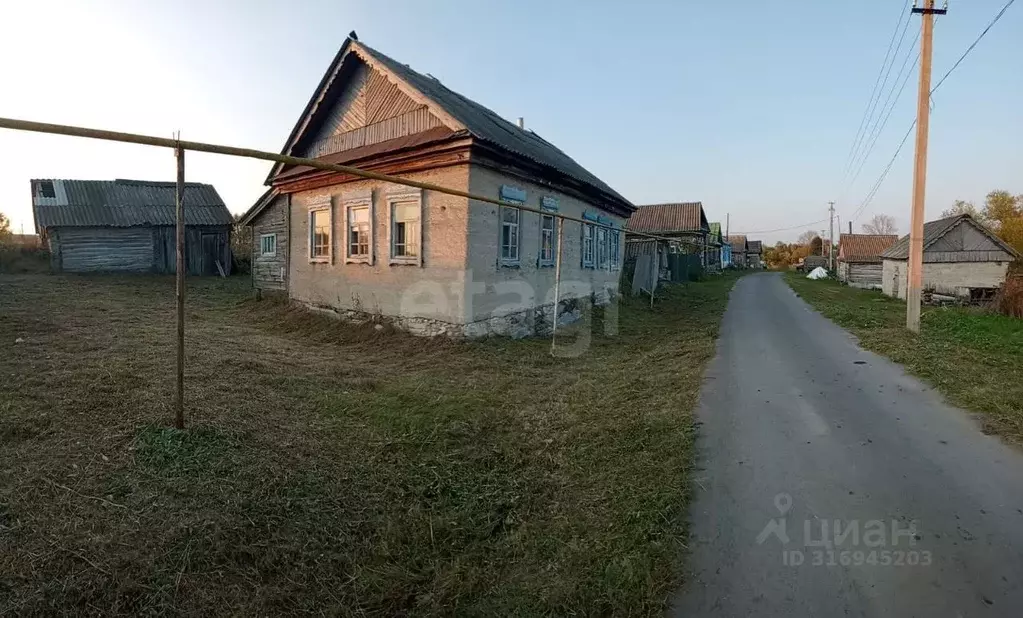 Участок в Мордовия, Большеберезниковский район, Гузынское с/пос, д. ... - Фото 1