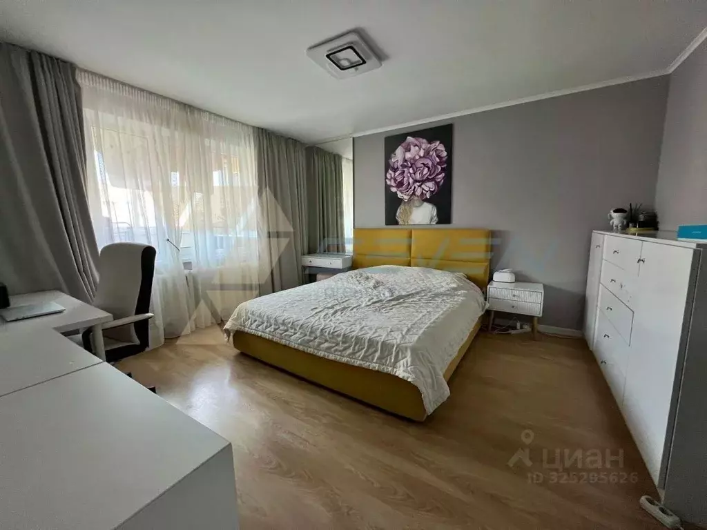 3-к кв. Севастополь ул. Астана Кесаева, 14В (71.6 м) - Фото 1