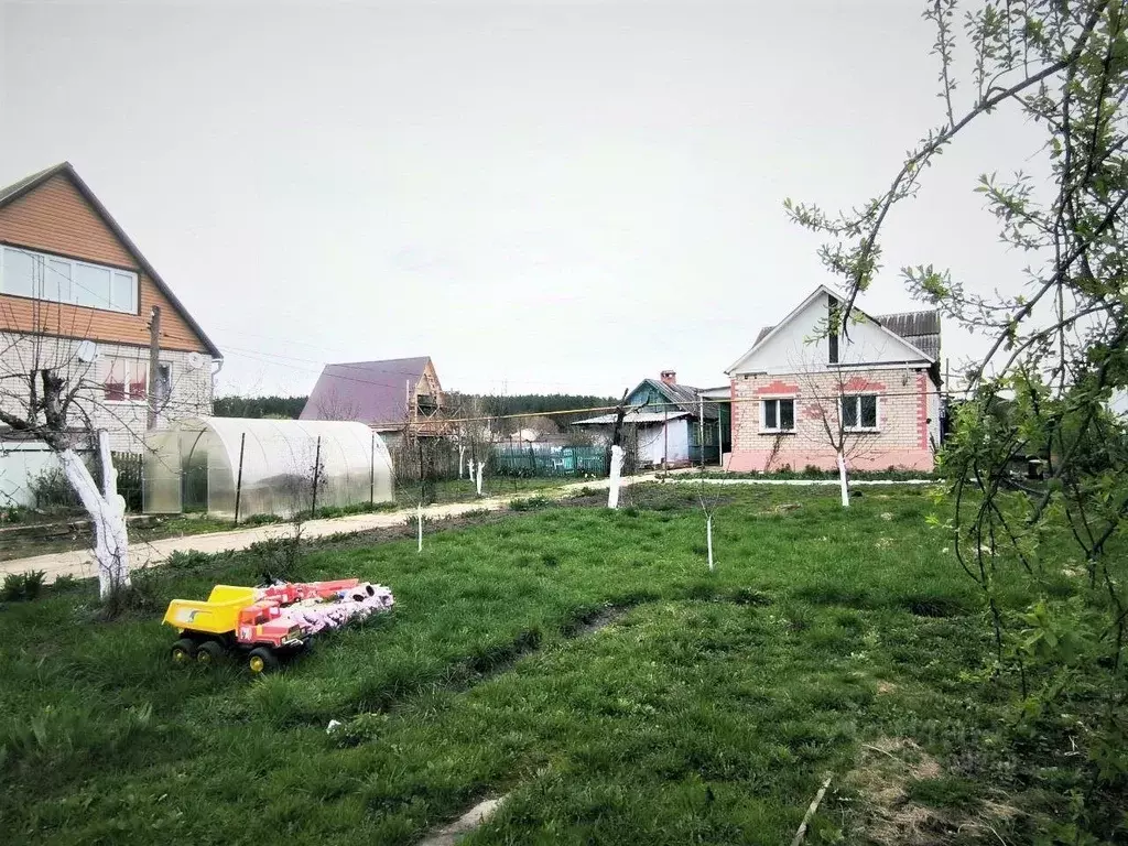 Дом в Орловская область, Урицкий район, Нарышкино пгт ул. Гагарина, 10 ... - Фото 0