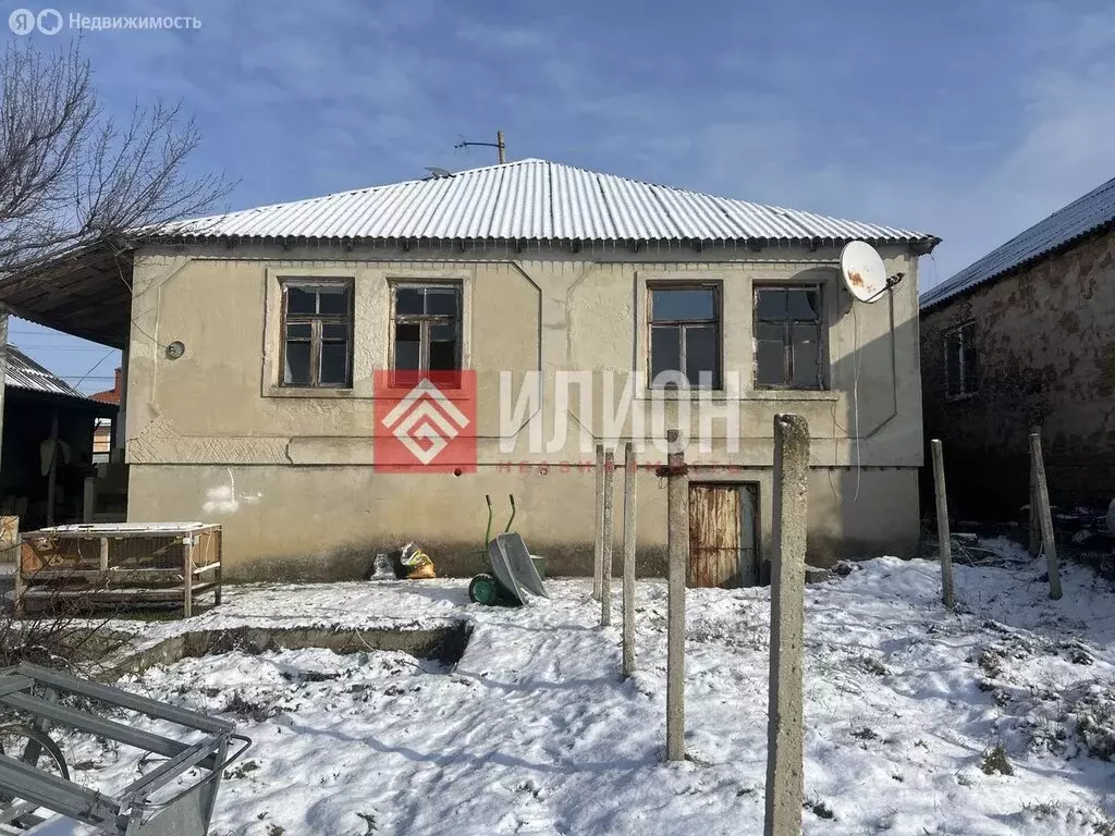 Дом в Тенистое, улица Алиме Абденнановой, 4 (234.5 м) - Фото 1