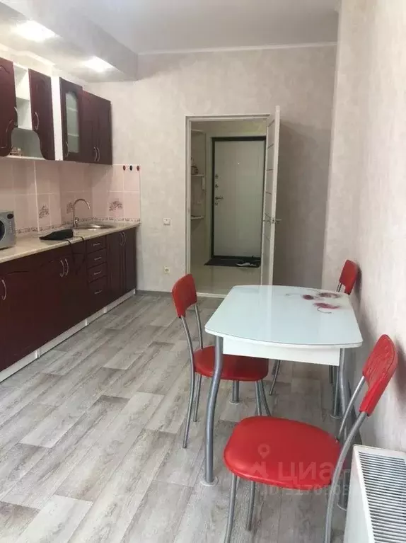 1-к кв. Омская область, Омск ул. Степанца, 2/1 (49.8 м) - Фото 1