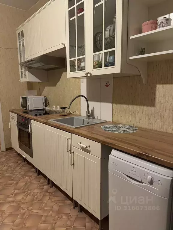 3-к кв. Москва Михневская ул., 8 (105.0 м) - Фото 1