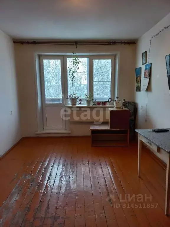 1-к кв. Кемеровская область, Березовский ул. Волкова, 4 (30.1 м) - Фото 0