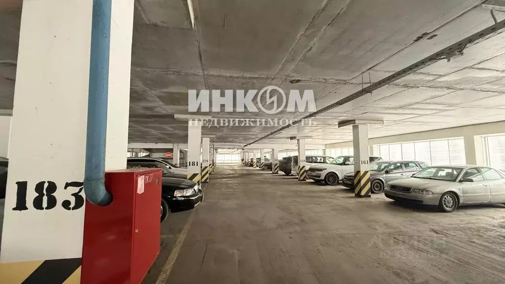 Гараж в Москва ул. Коштоянца, 22 (18 м) - Фото 1