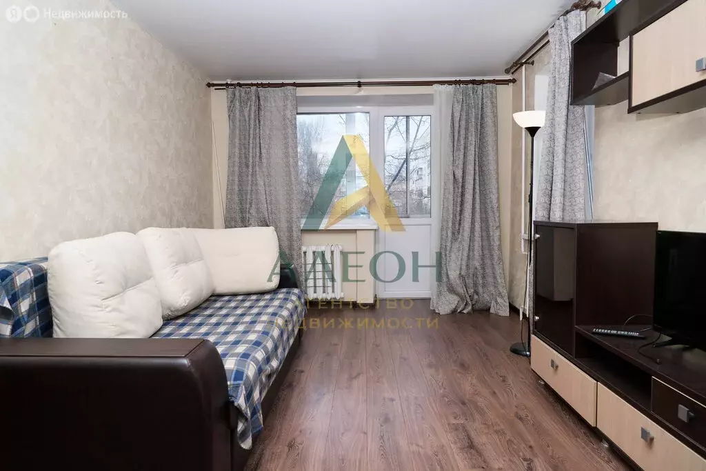 2-комнатная квартира: Уфа, улица Заки Валиди, 3 (43.2 м) - Фото 2