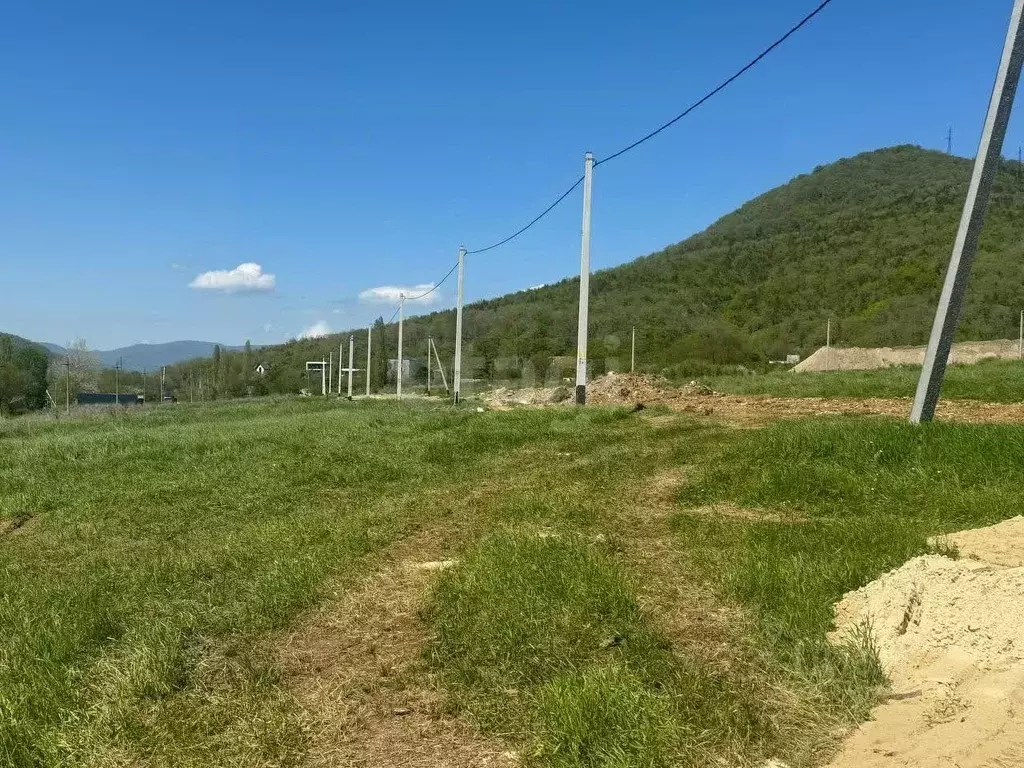 Участок в Краснодарский край, Геленджик городской округ, с. Береговое  ... - Фото 1