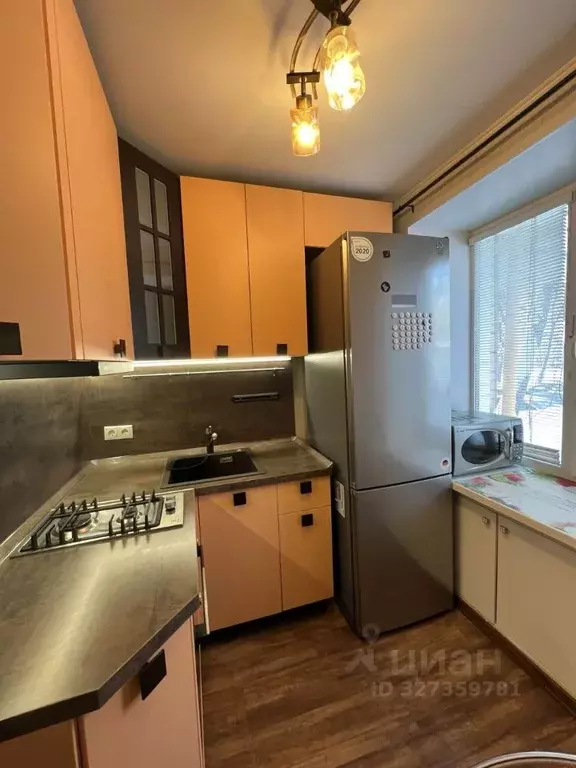 3-к кв. Москва ул. Паршина, 25К1 (56.5 м) - Фото 1