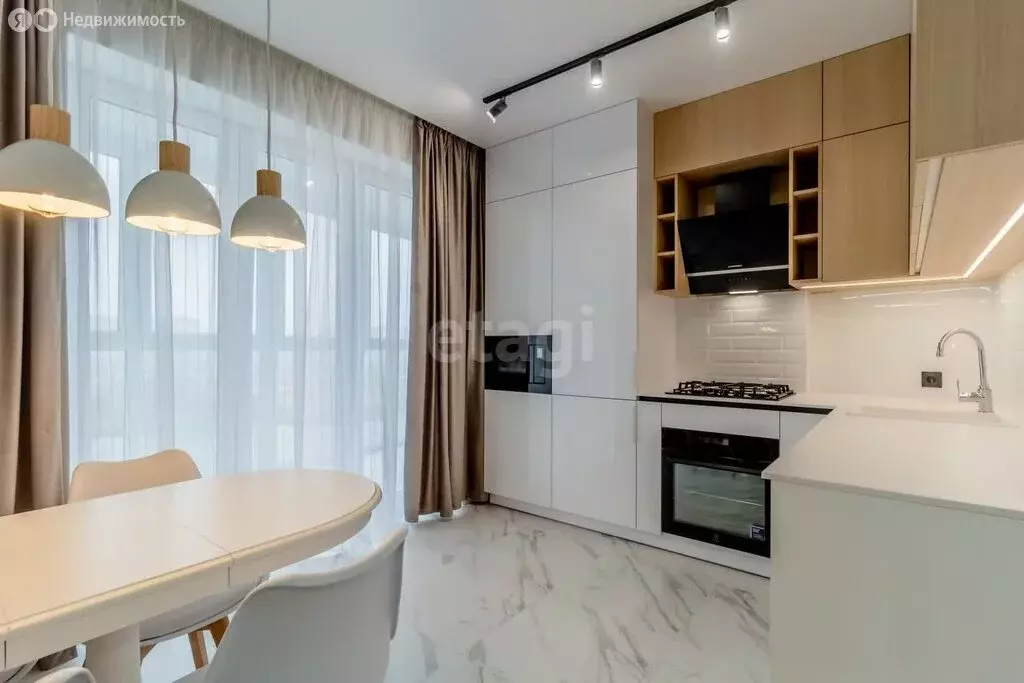 2-комнатная квартира: Зеленоградск, улица Тургенева, 16А (62 м) - Фото 1