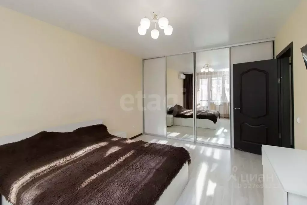 1-к кв. Тюменская область, Тюмень ул. Федюнинского, 56 (39.5 м) - Фото 1