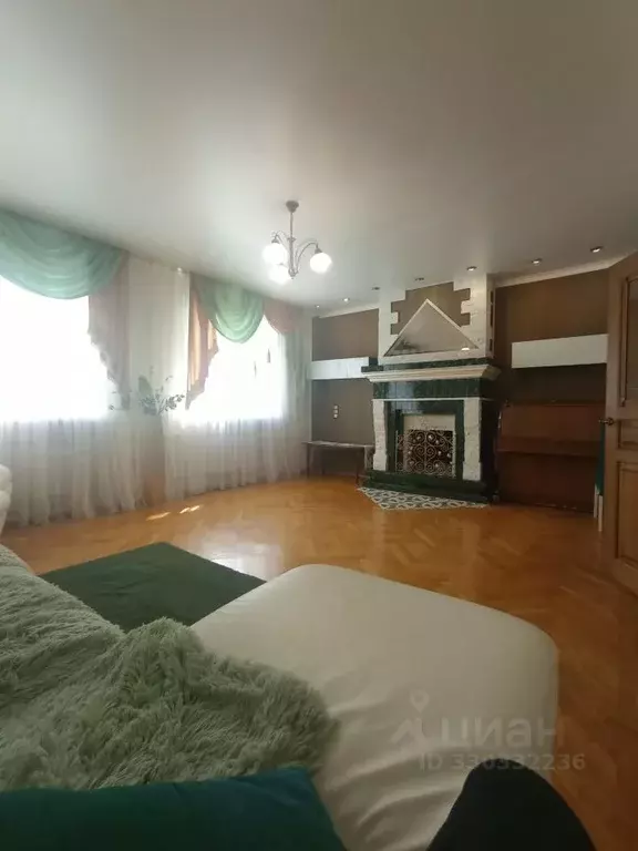 Дом в Воронежская область, Воронеж ул. Карпинского, 64 (260 м) - Фото 2