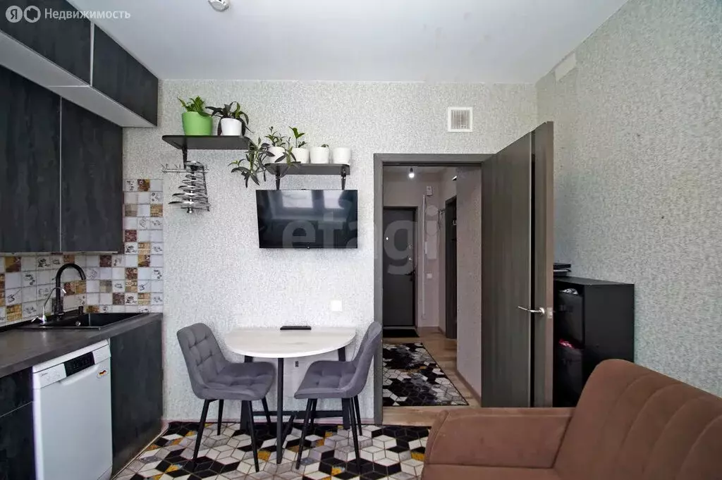 1-комнатная квартира: Омск, 6-й Амурский проезд, 8 (36.7 м) - Фото 1