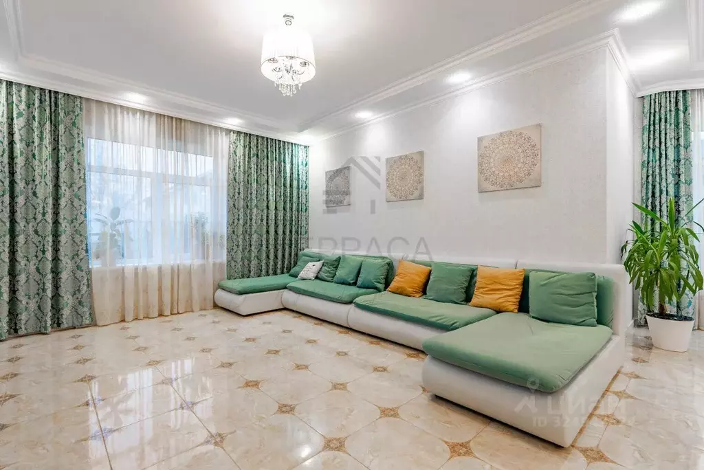 Дом в Санкт-Петербург пос. Александровская, ул. Краснокутская, 27к9 ... - Фото 0