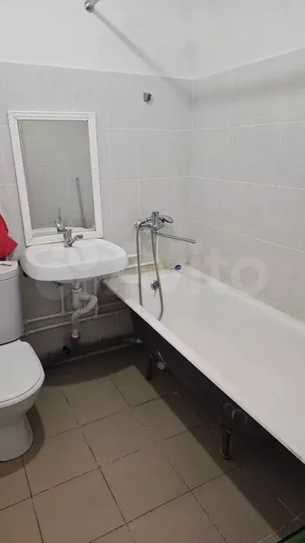 1-к. квартира, 38 м, 2/5 эт. - Фото 0