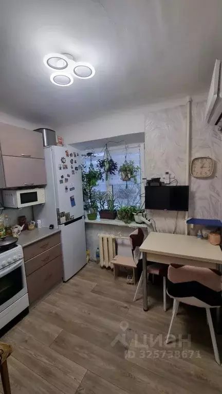 2-к кв. Волгоградская область, Волгоград ул. Маршала Еременко, 55 ... - Фото 1