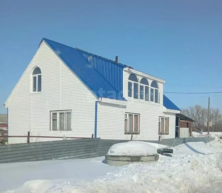 Дом в Алтайский край, Бийский район, с. Первомайское Сибирская ул., 2 ... - Фото 1
