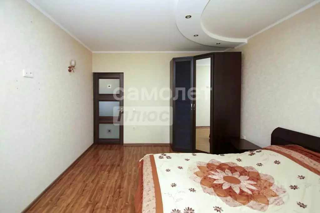 3-к кв. Омская область, Омск ул. 24-я Северная, 204к1 (96.8 м) - Фото 1
