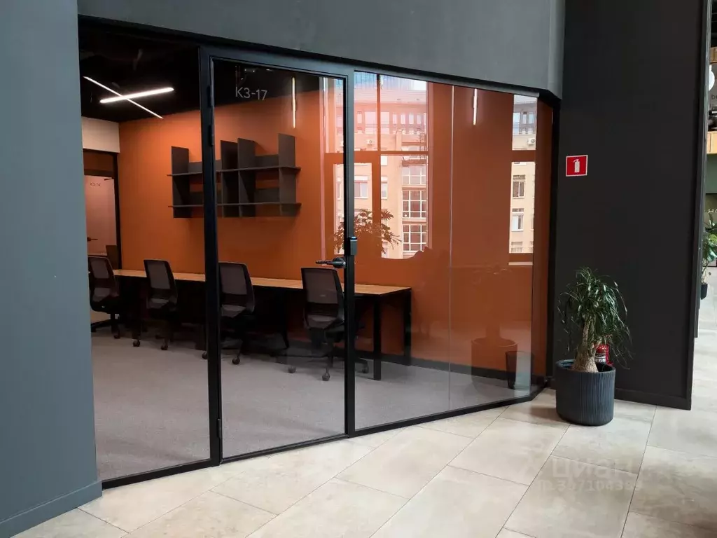 Офис в Санкт-Петербург Малоохтинский просп., 68 (14 м) - Фото 0