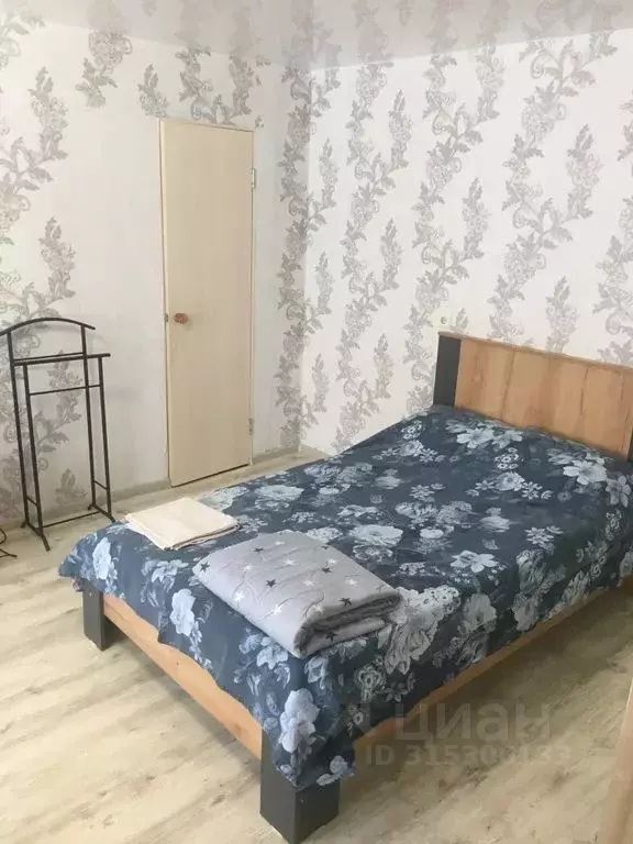 2-к кв. Удмуртия, Глазов ул. Ленина, 9А (40.0 м) - Фото 0