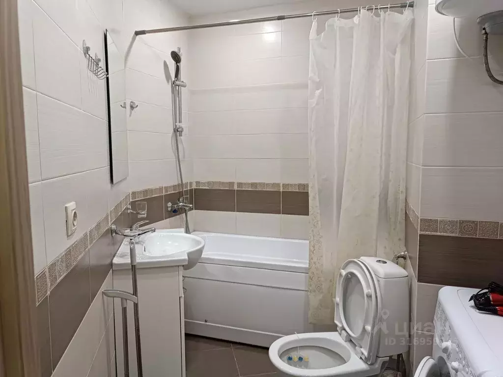 Студия Саратовская область, Саратов Лунная ул., 30А (40.0 м) - Фото 1
