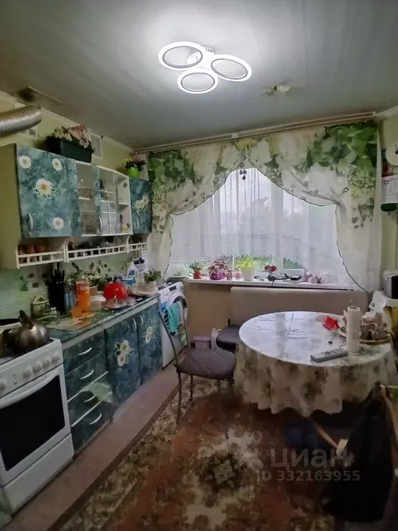 3-к кв. Ленинградская область, Гатчина ул. Заводская, 1А (72.2 м) - Фото 1