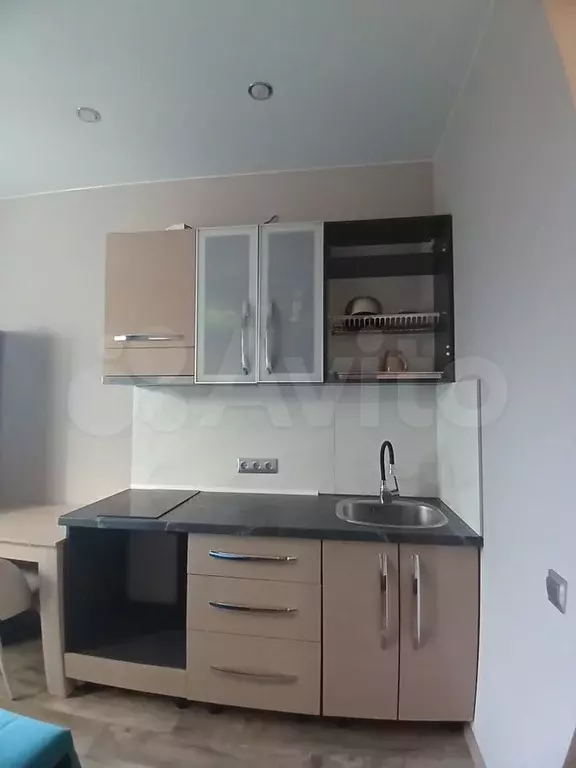 Комната 15,5 м в 1-к., 1/4 эт. - Фото 1