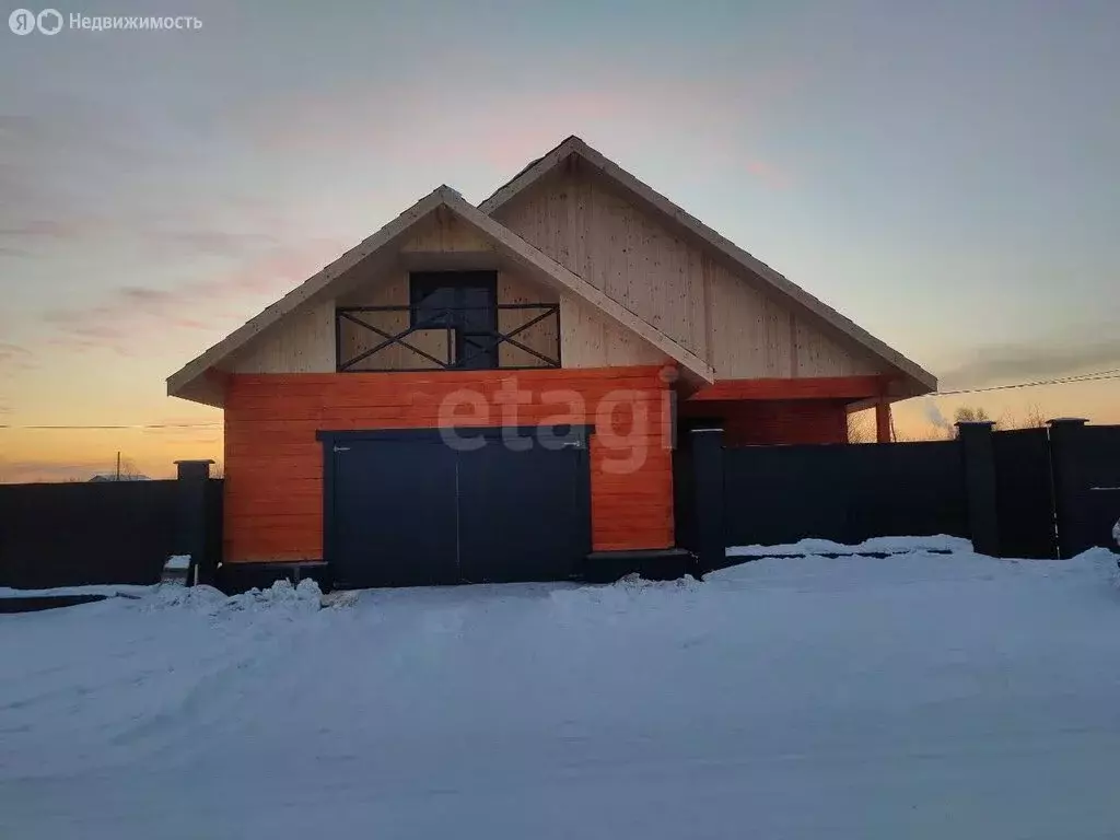 Дом в село Эрхирик, Вербная улица (200 м) - Фото 1