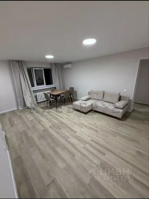 2-к кв. Тюменская область, Тюмень ул. Республики, 176 (54.0 м) - Фото 1