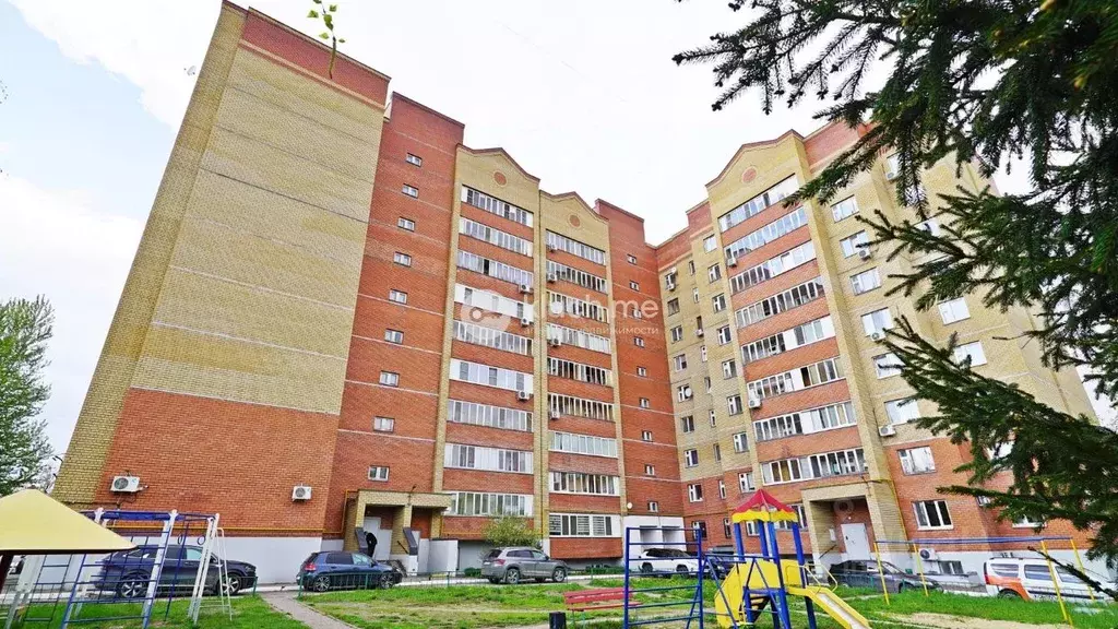 3-к кв. Татарстан, Казань ул. Зур Урам, 42 (82.6 м) - Фото 0