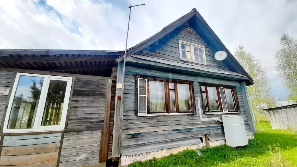 Дом в Ленинградская область, Киришский район, Будогощское городское ... - Фото 1