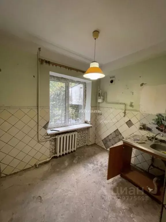 2-к кв. Крым, Симферополь ул. 60 лет Октября, 6 (46.5 м) - Фото 1