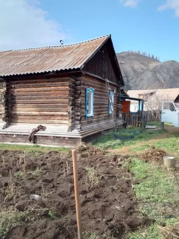 Дом в Алтай, Усть-Канский район, с. Усть-Кан ул. 70 лет Октября, 5 (46 ... - Фото 1